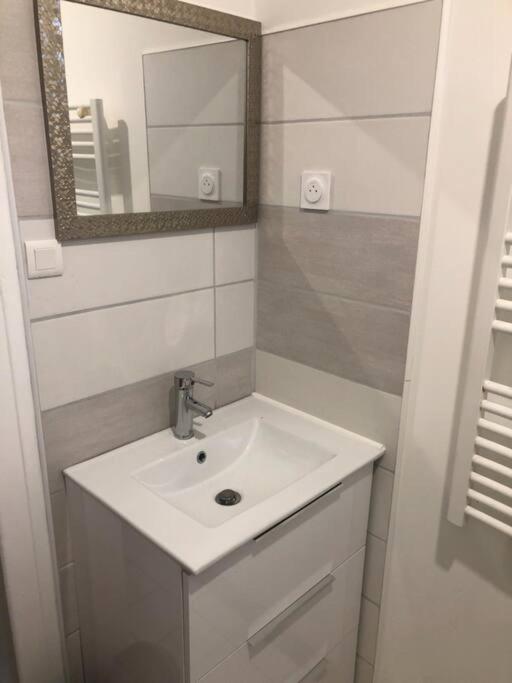 Maisonnette Autonome Questembert Dış mekan fotoğraf